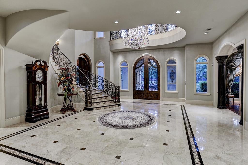 422 Buckingham Drive, Houston, TX 77024