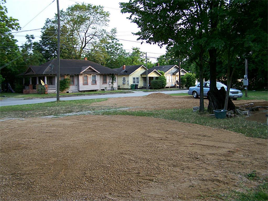2625 Quitman Street, Houston, TX 77026