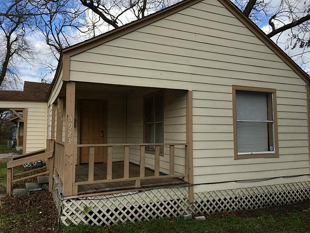 3923 Melbourne Street, Houston, TX 77026