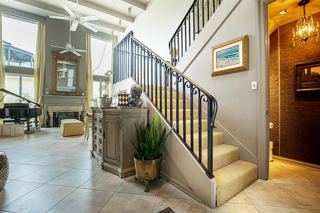 6 River Hollow, Houston, TX 77027
