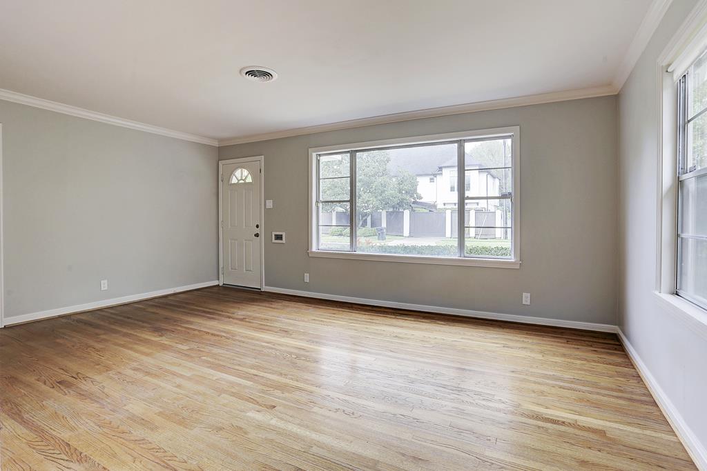 3211 Drexel Drive, Houston, TX 77027