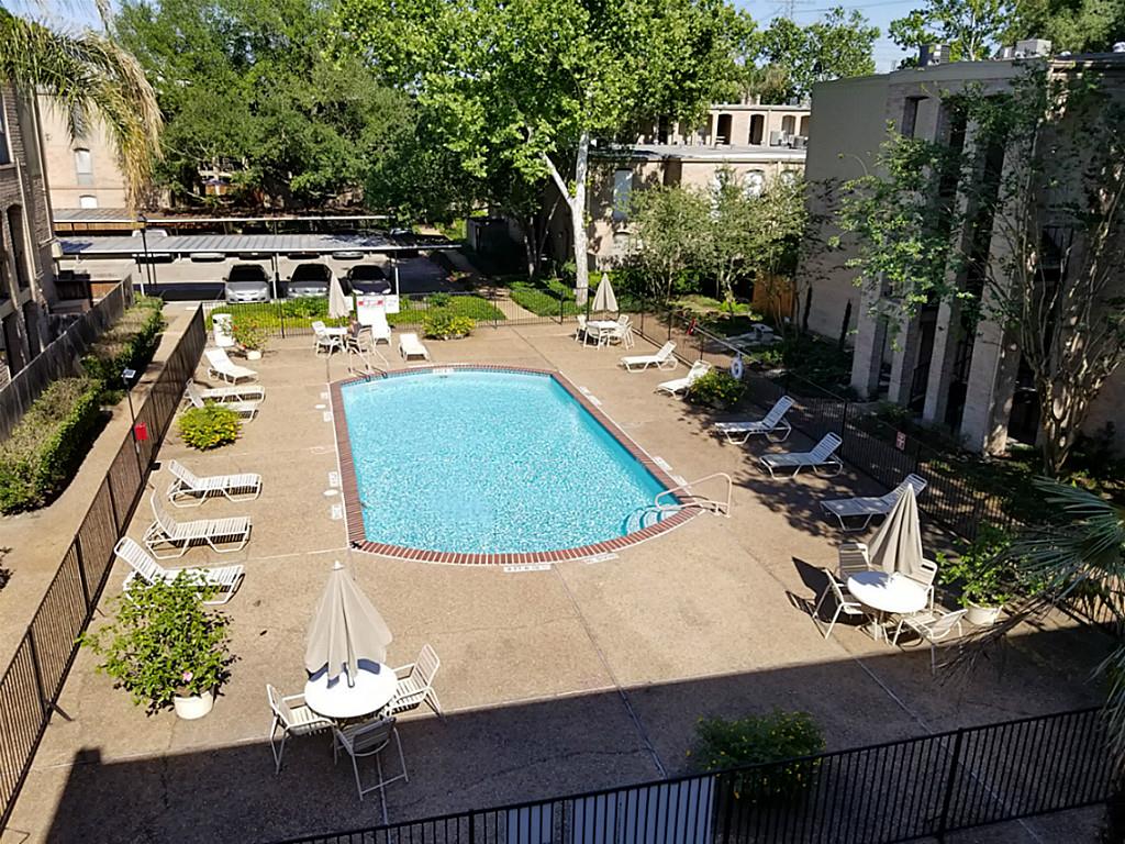 4643 Wild Indigo St, Houston, TX 77027