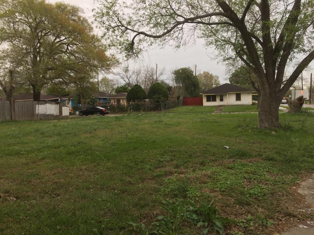 6822 Kassarine Pass, Houston, TX 77033