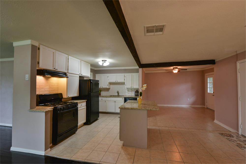 5622 Kenilwood, Houston, TX 77033