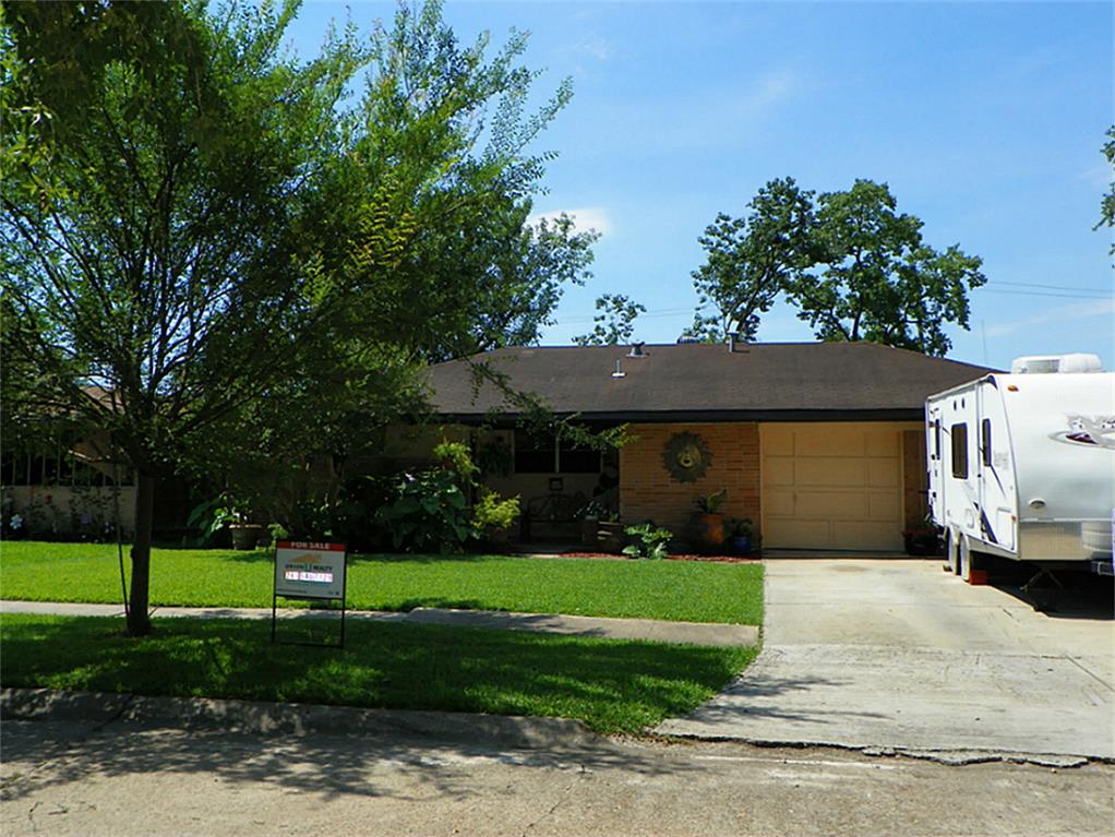 9930 Kittrell, Houston, TX 77034