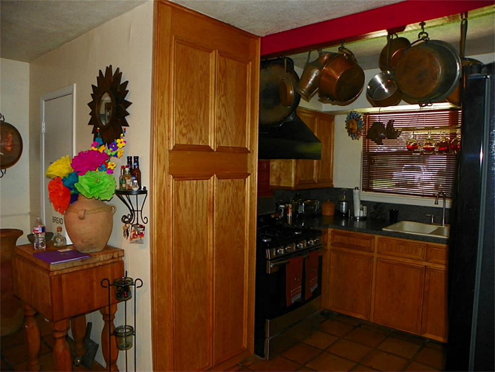 9930 Kittrell, Houston, TX 77034