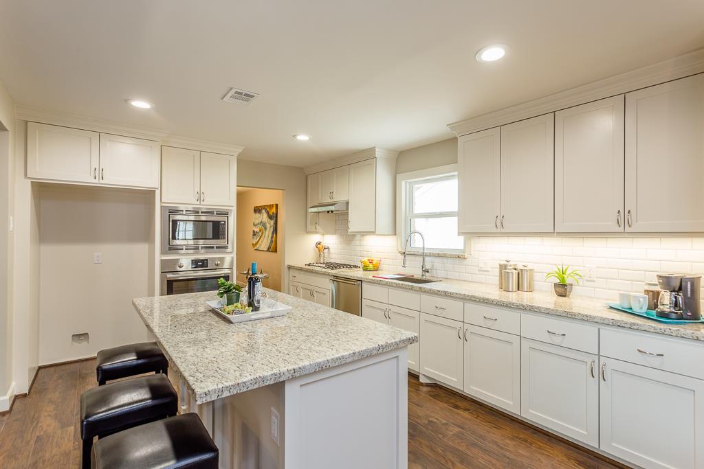 5526 Belrose Drive, Houston, TX 77035
