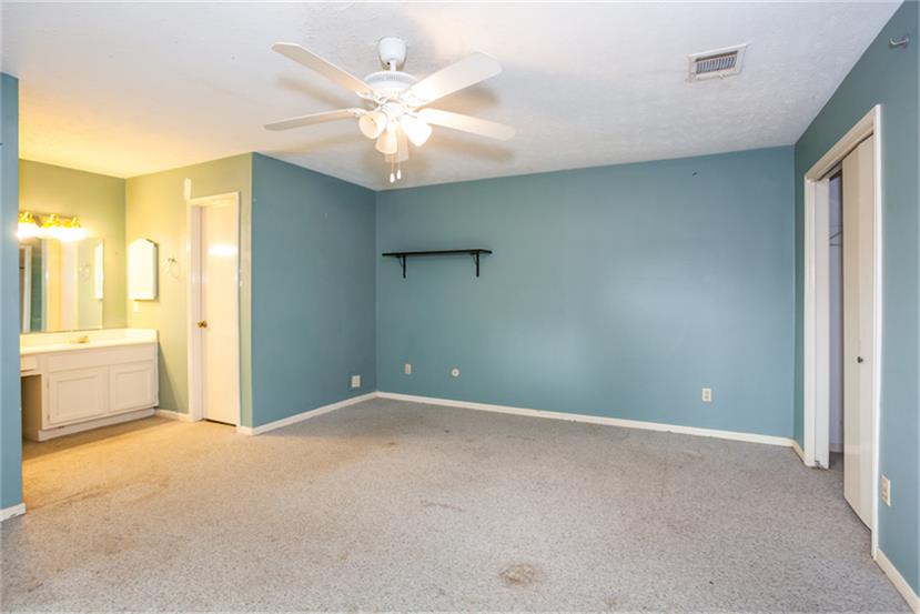 12136 Burdine Street, Houston, TX 77035