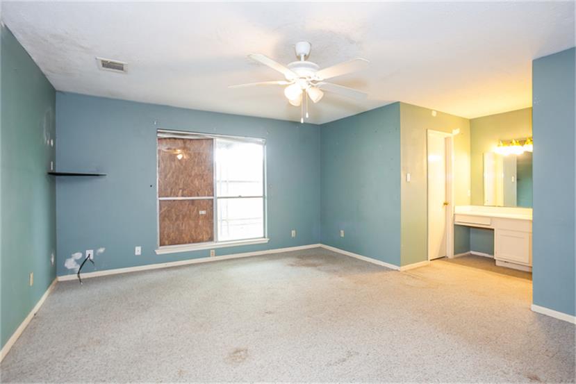 12136 Burdine Street, Houston, TX 77035