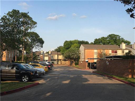 6001 Reims Road, Houston, TX 77036