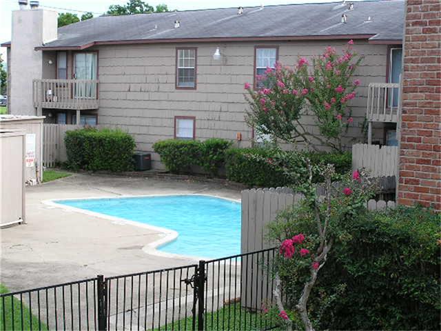 9101 Country Creek Drive, Houston, TX 77036