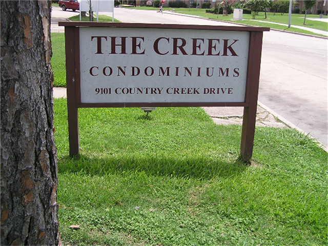 9101 Country Creek Drive, Houston, TX 77036