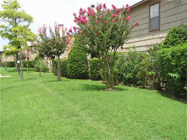 9101 Country Creek Drive, Houston, TX 77036