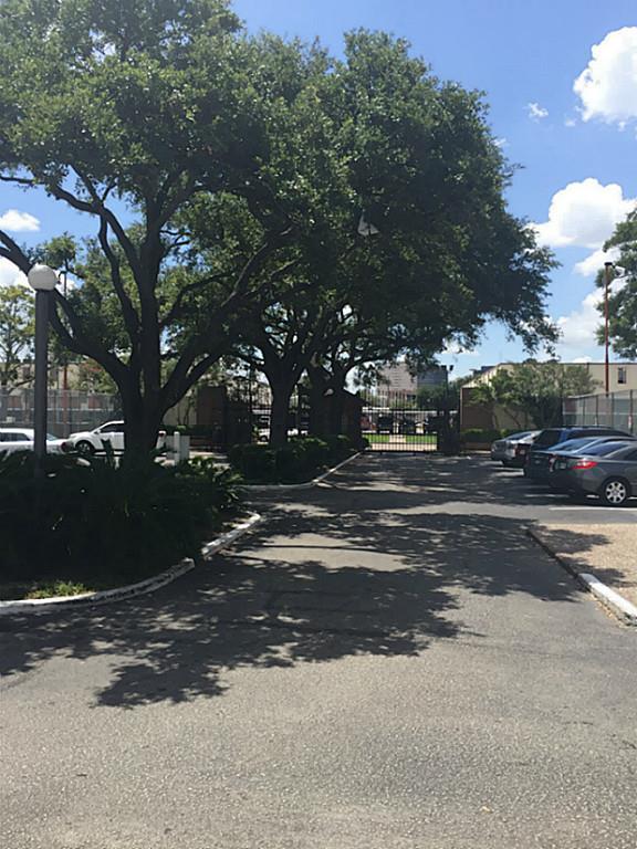 7520 Hornwood, Houston, TX 77036