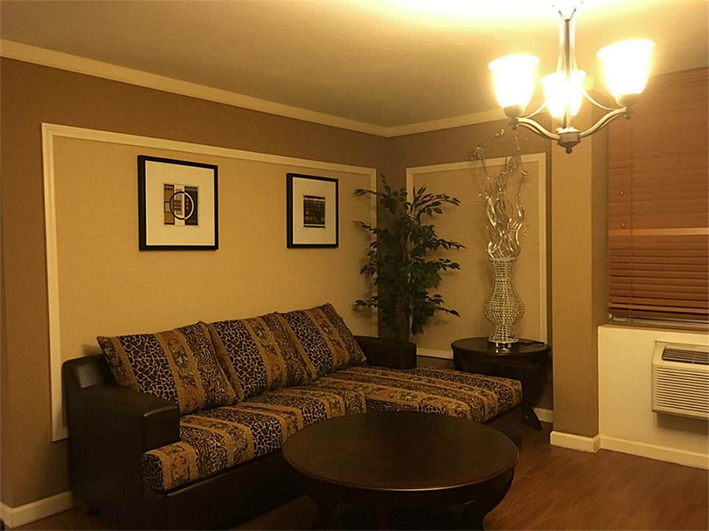 7520 Hornwood, Houston, TX 77036