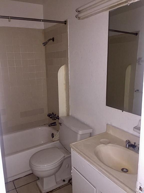 9211 Bellaire, Houston, TX 77036