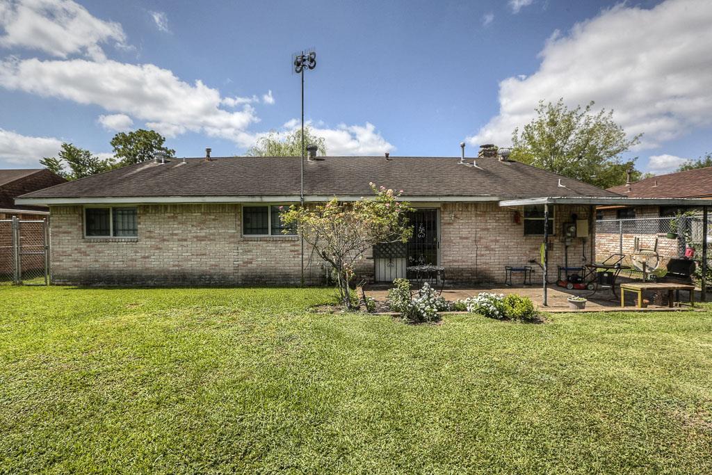 4419 Debeney Drive, Houston, TX 77039