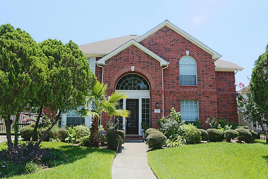 7710 Cadenza Court, Houston, TX 77040