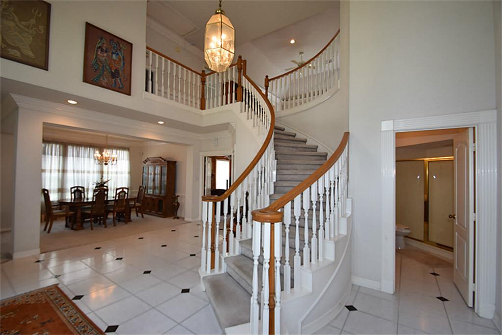 5215 Spartan Drive, Houston, TX 77041