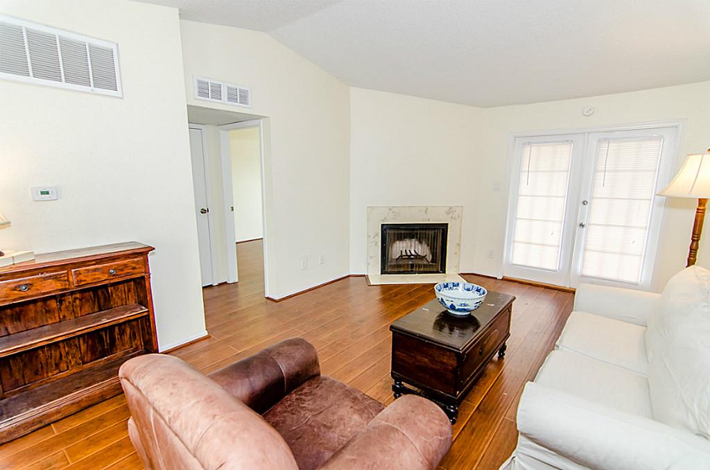 11201 Lynbrook Drive, Houston, TX 77042