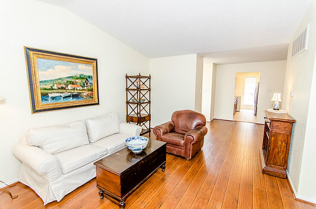 11201 Lynbrook Drive, Houston, TX 77042