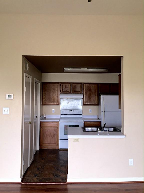 3900 Woodchase Drive, Houston, TX 77042