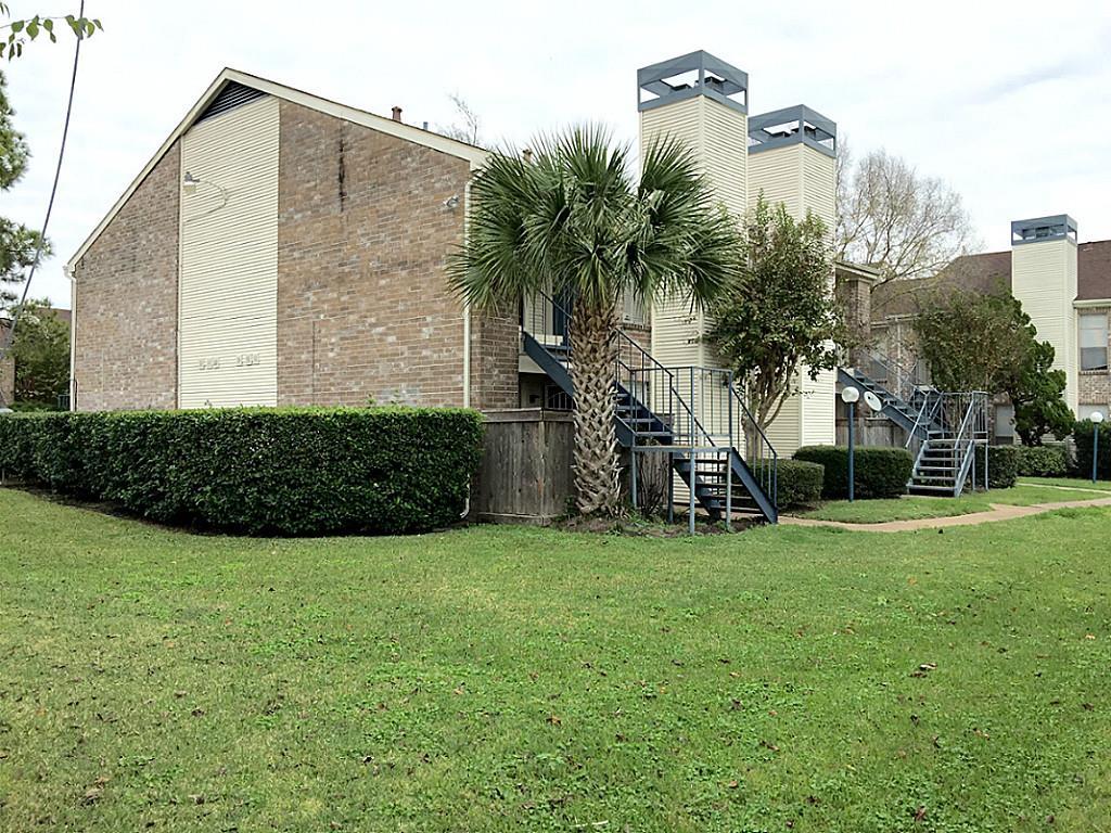 3900 Woodchase Drive, Houston, TX 77042