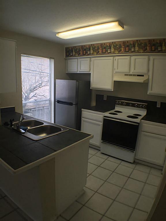 3900 Woodchase Drive, Houston, TX 77042