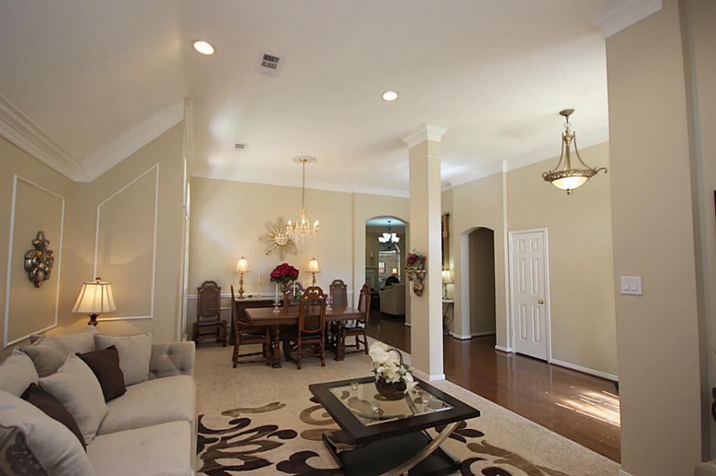 1302 Westwick Forest Lane, Houston, TX 77043