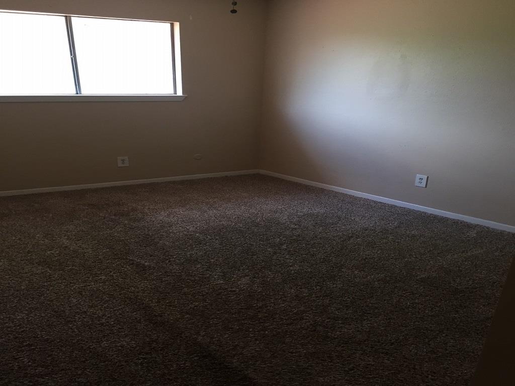 1831 Sherwood Forest, Houston, TX 77043
