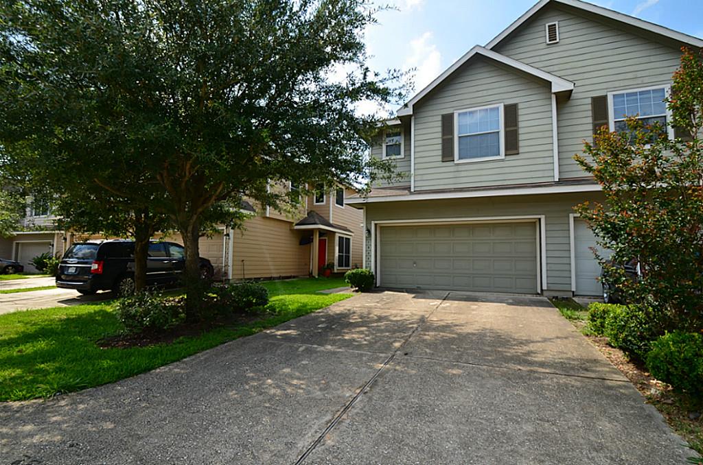 13031 Peppergate Lane, Houston, TX 77044