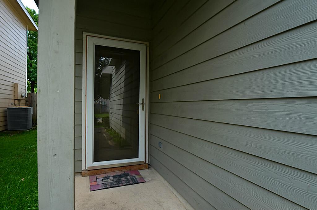 13031 Peppergate Lane, Houston, TX 77044