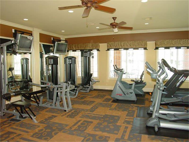 3525 S Sam Houston Parkway, Houston, TX 77047