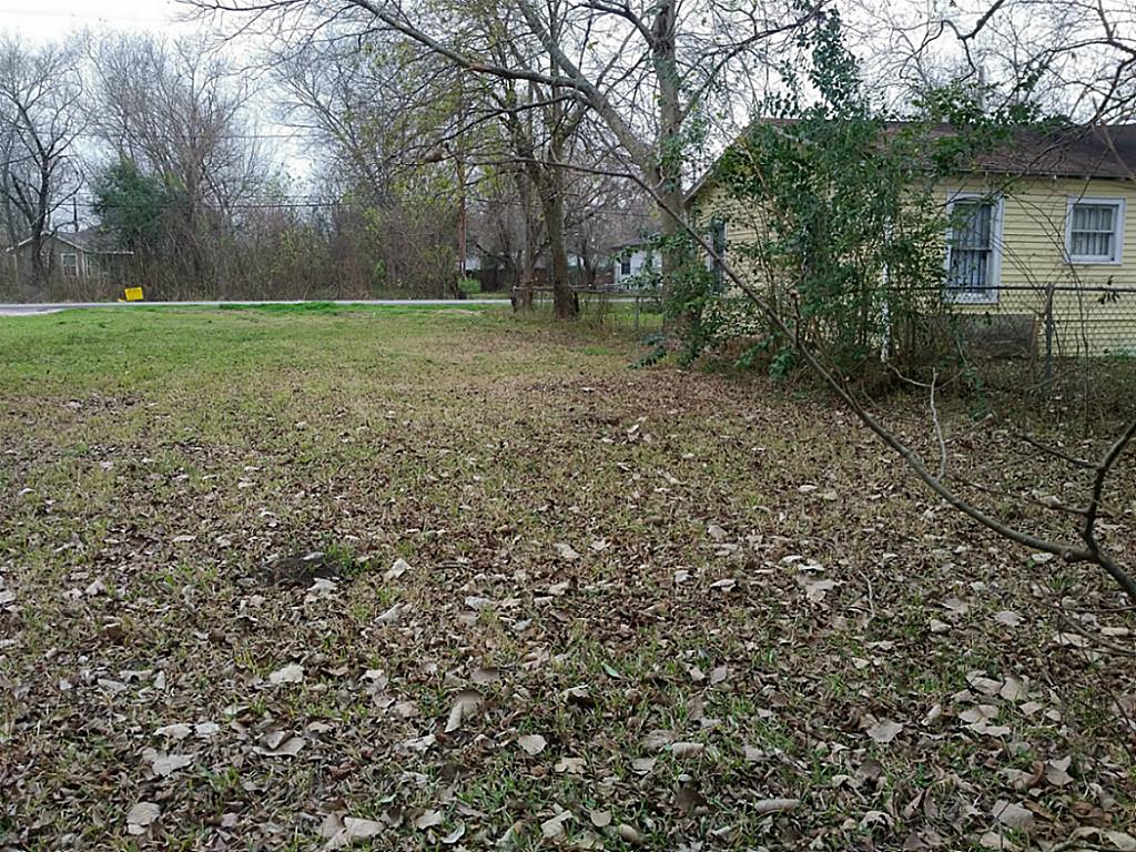 8609 Lee Otis, Houston, TX 77051