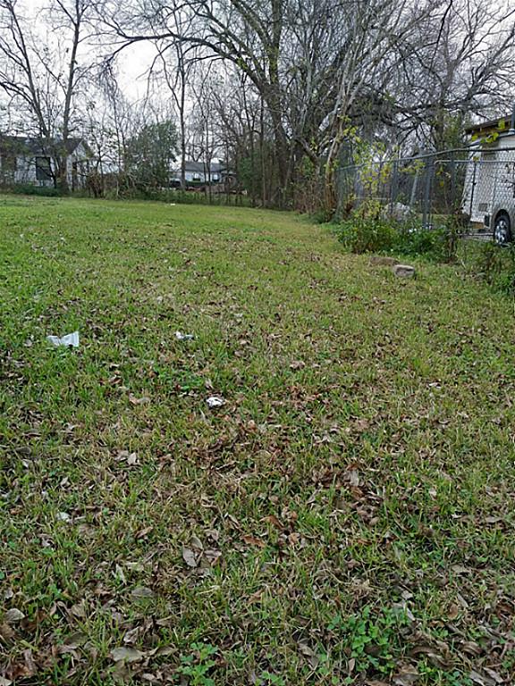 8605 Lee Otis, Houston, TX 77051