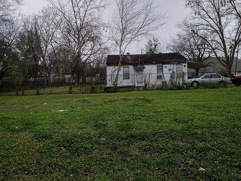 8605 Lee Otis, Houston, TX 77051