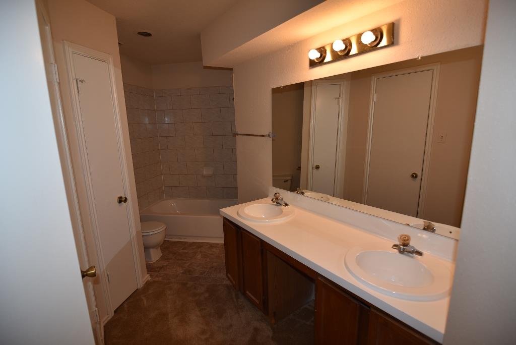 5939 Berkridge Drive, Houston, TX 77053