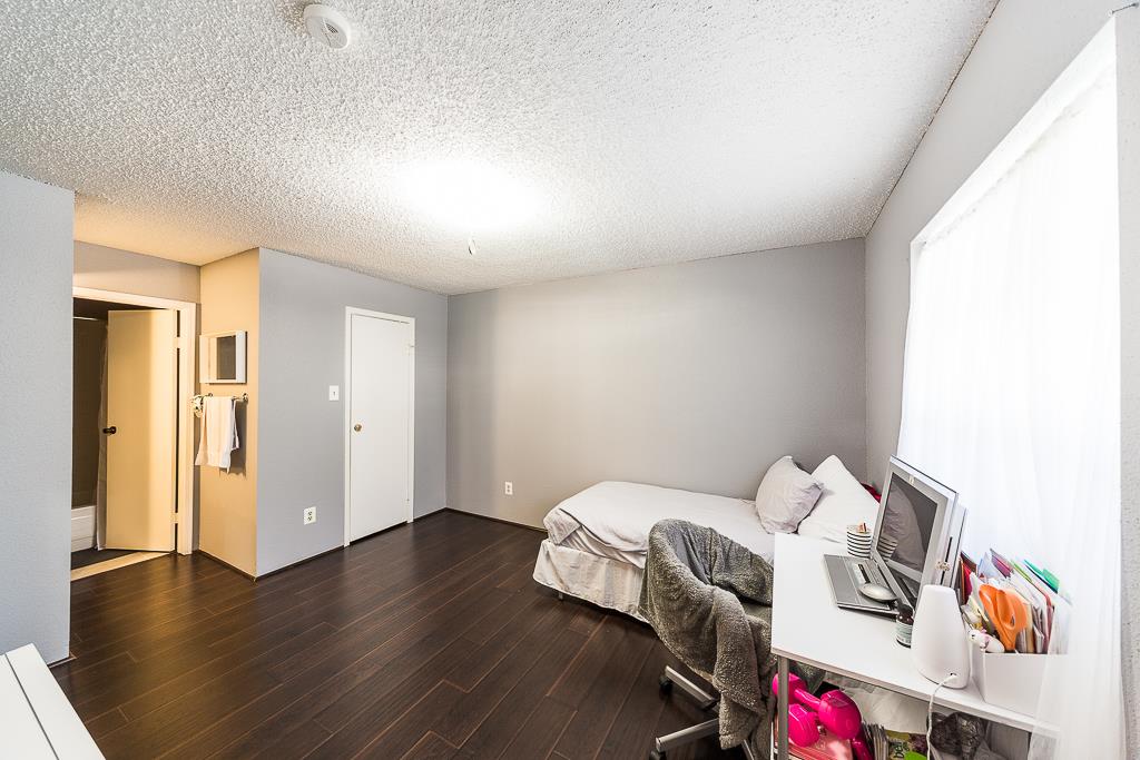 2750 Holly Hall Street, Houston, TX 77054