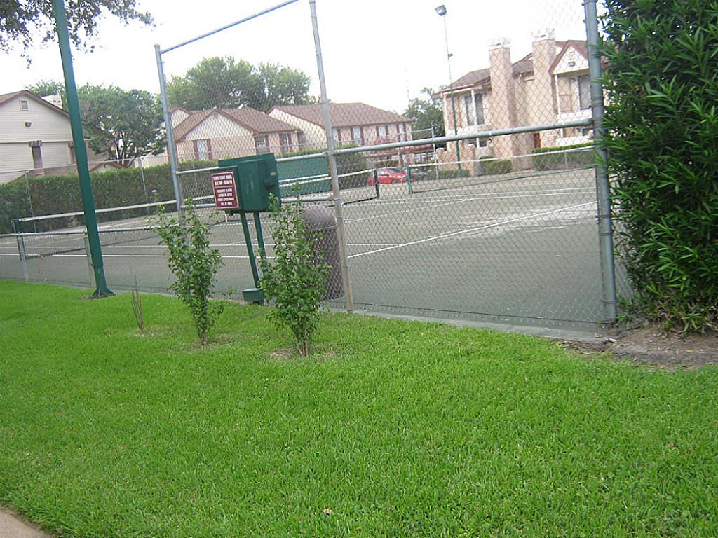 2120 El Paseo Street, Houston, TX 77054