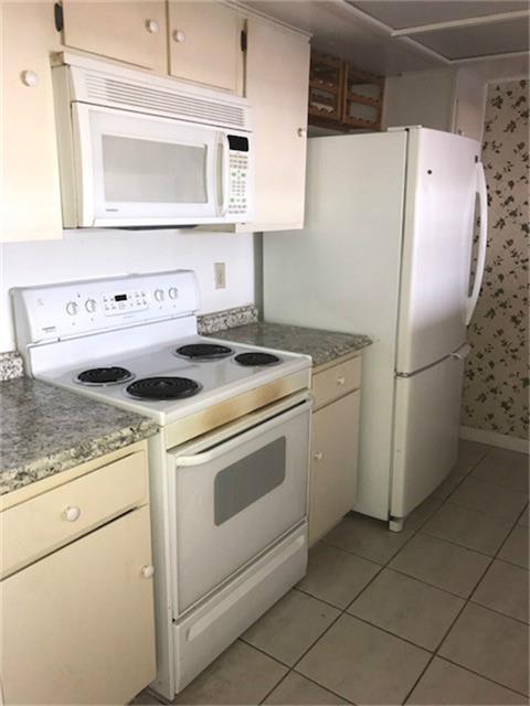2820 S Bartell Drive, Houston, TX 77054