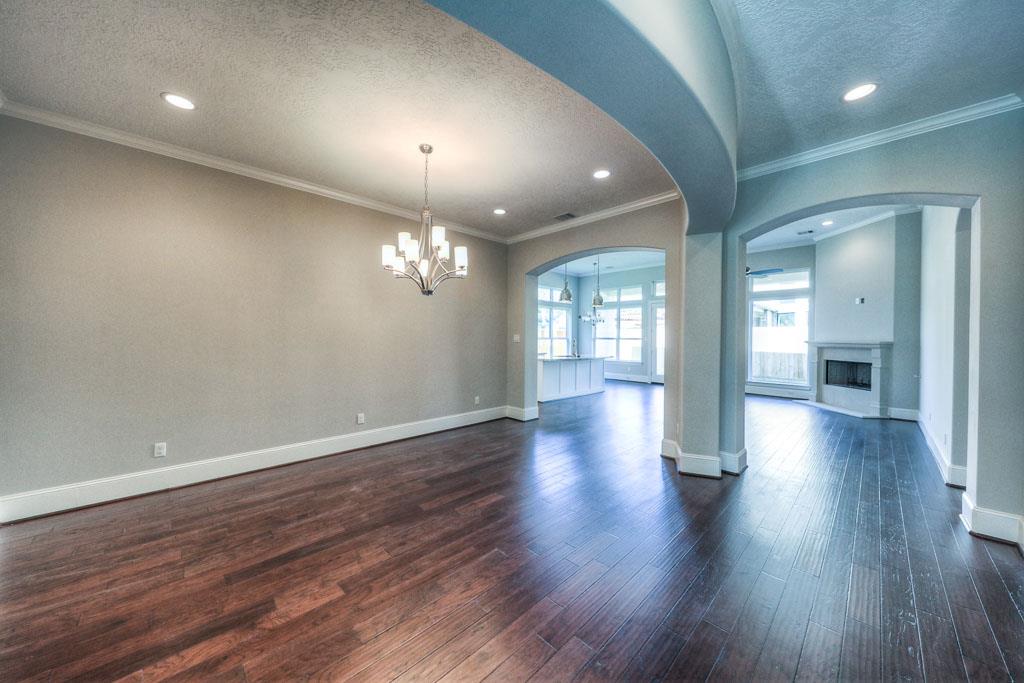 6530 Wharton, Houston, TX 77055