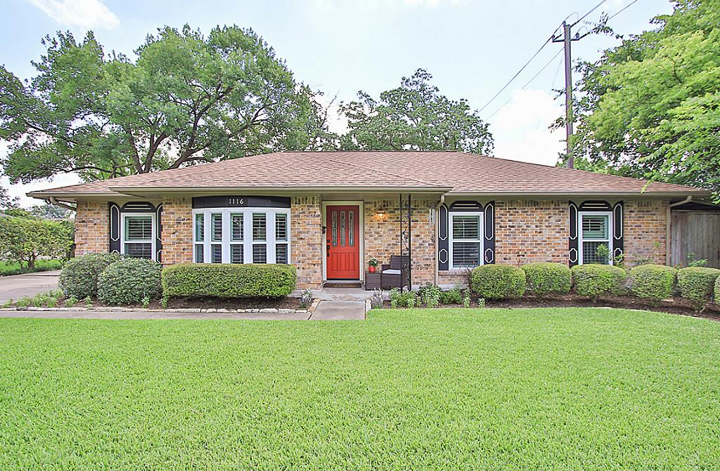 1116 Oak Tree Drive, Houston, TX 77055