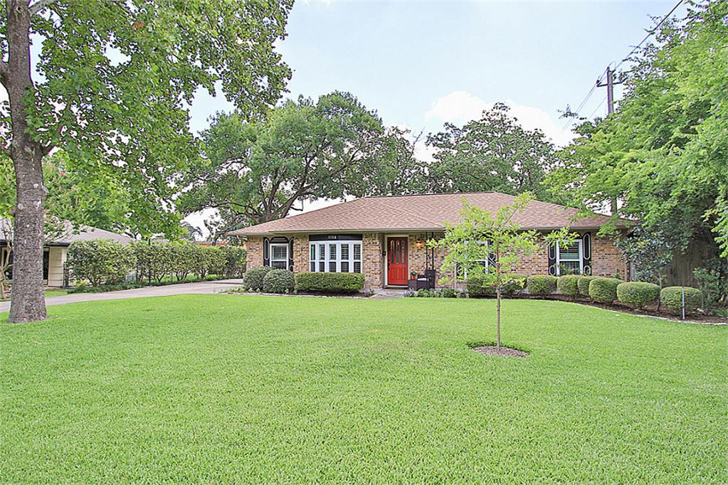 1116 Oak Tree Drive, Houston, TX 77055