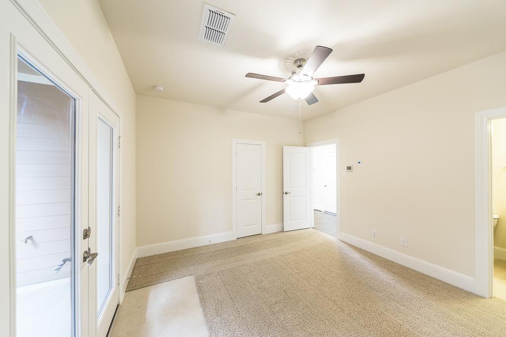 8404 Oak Leaf Point Drive, Houston, TX 77055
