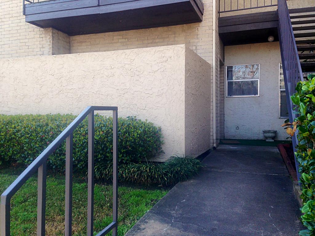 2021 Spenwick Drive, Houston, TX 77055