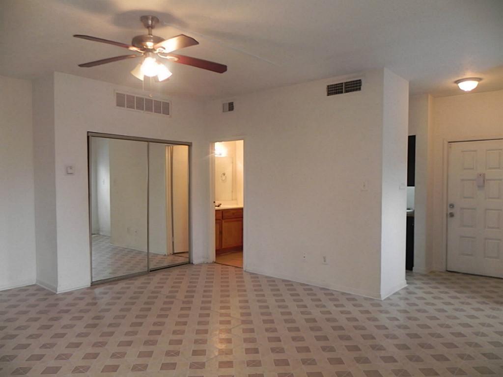2021 Spenwick Drive, Houston, TX 77055