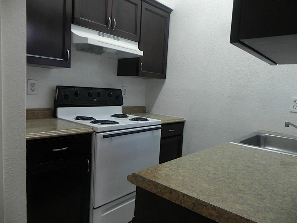 2021 Spenwick Drive, Houston, TX 77055