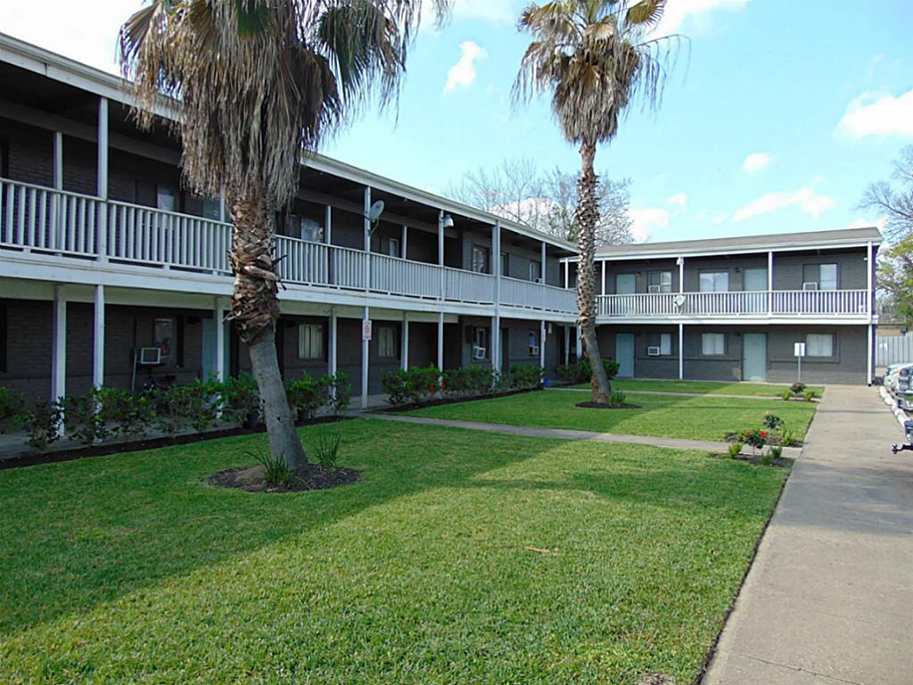 7611 Jalna Street, Houston, TX 77055