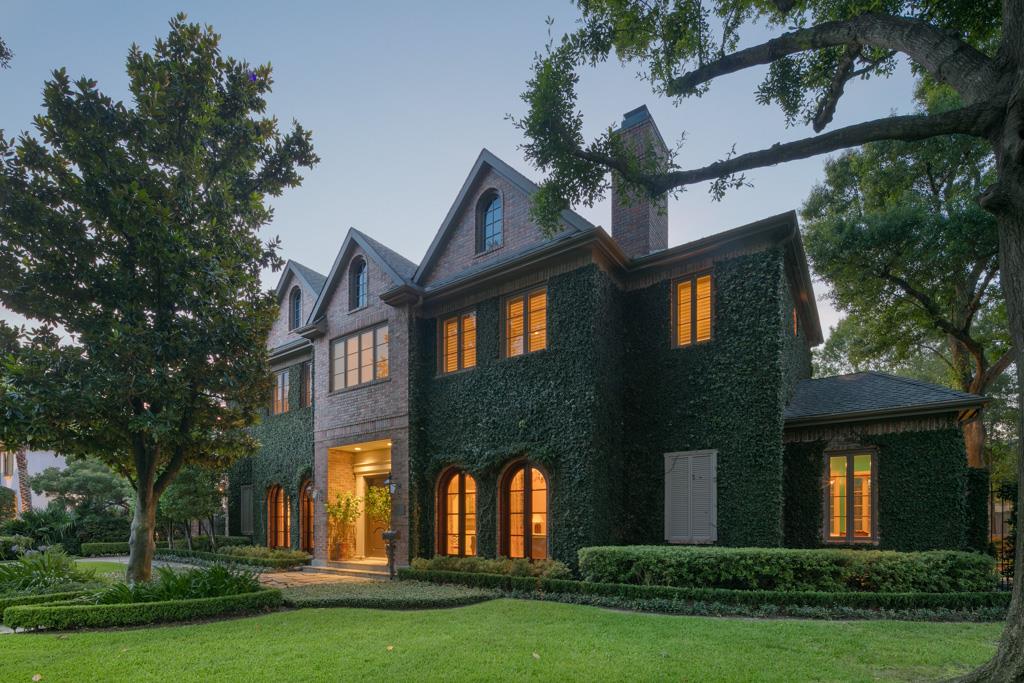 5468 Holly Springs Drive, Houston, TX 77056