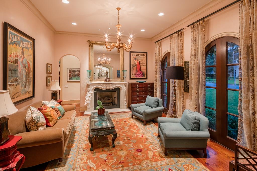 5468 Holly Springs Drive, Houston, TX 77056